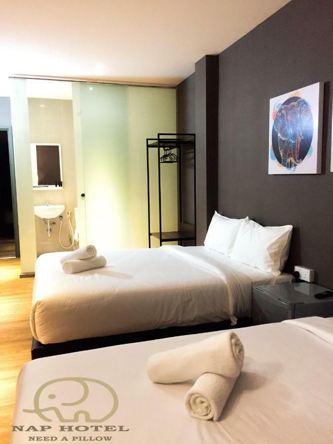Nap Hotel Johor Bahru Exteriör bild